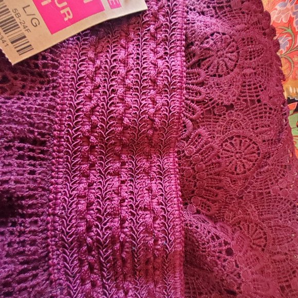 SKIRT  CROTCHED  WINE COLORED SIZE LARGE  SALE - Picture 8 of 9